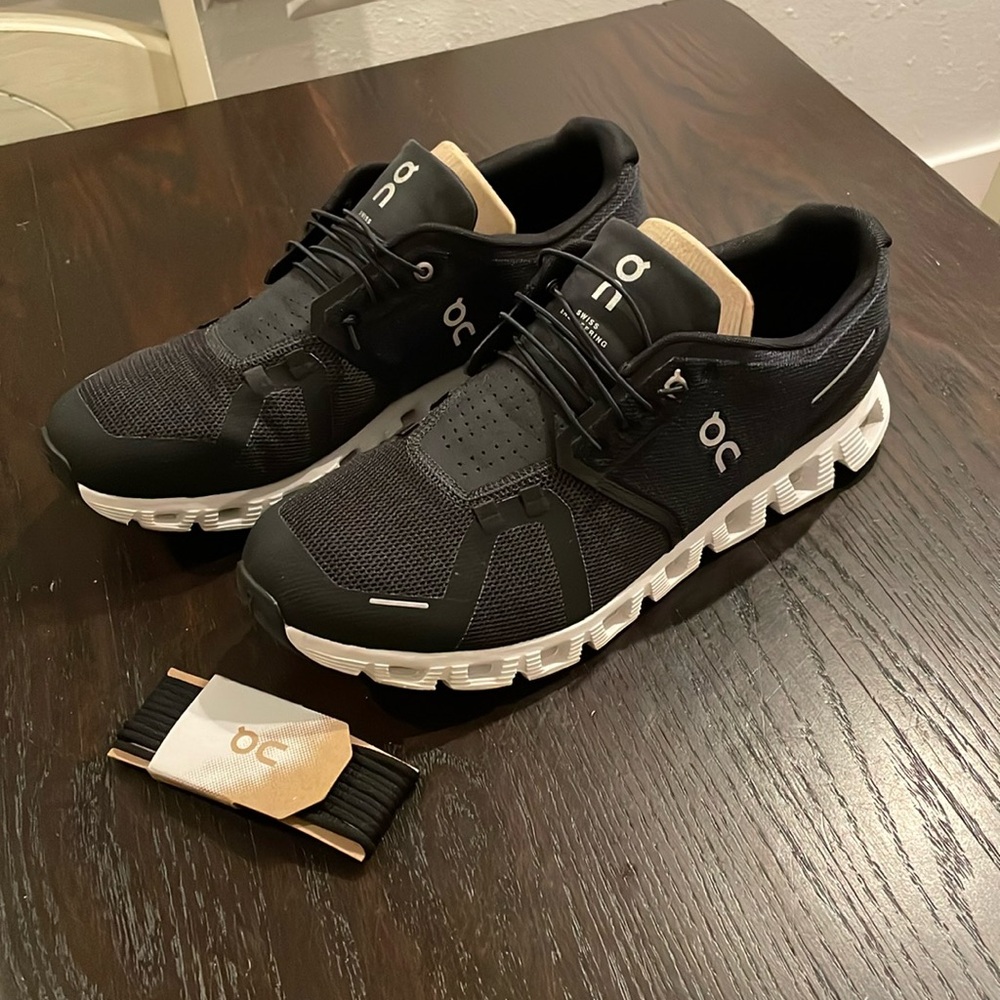 On Cloud Niagara Running Shoe Men’s 12